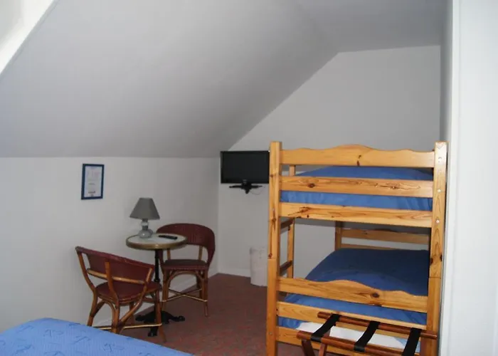 Hotel Aux Trois Jean