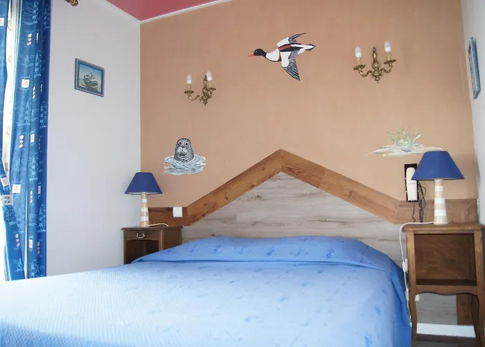 Hotel Aux Trois Jean Le Crotoy